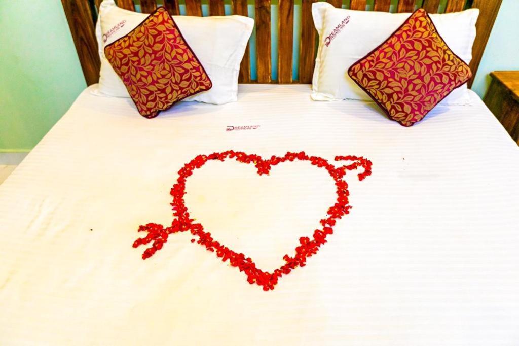 Kottakuppam Dreamland Retreat With Swimming Pool 아파트 외부 사진